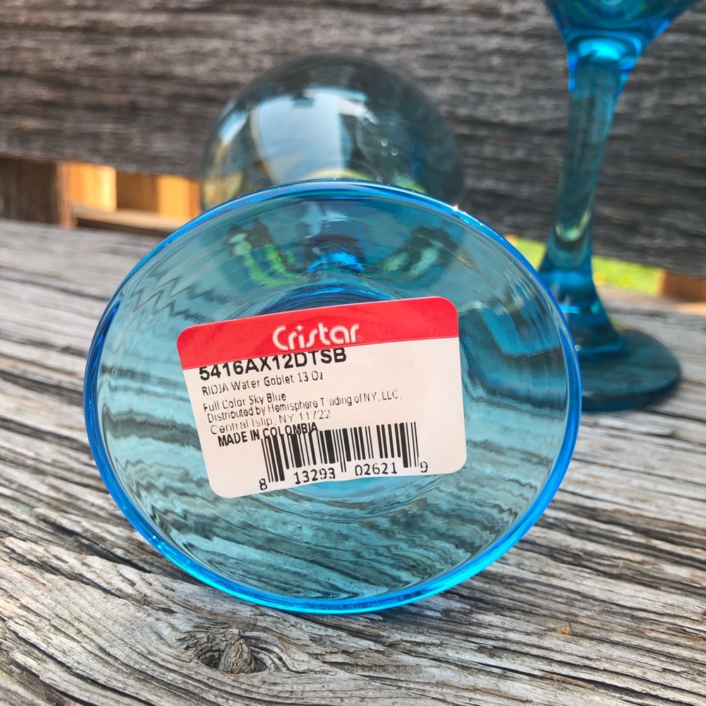 Vibrant Blue Wine Glass Set - Picture 3 of 7